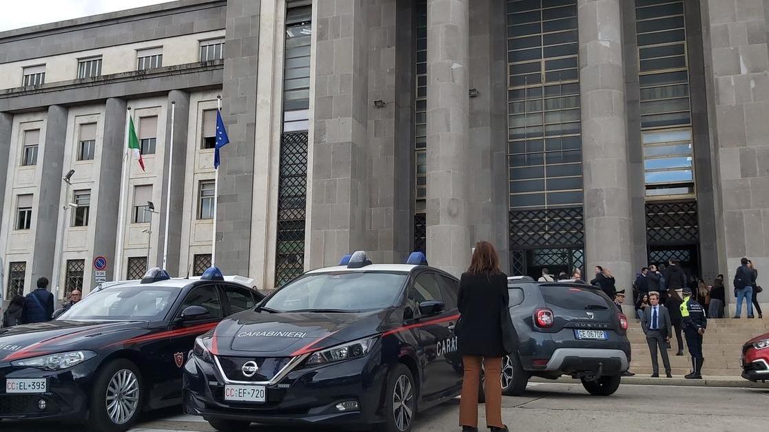 Violentò una turista nel 2017 con il branco: ecco chi è il 34enne di Carbonia arrestato a Londra