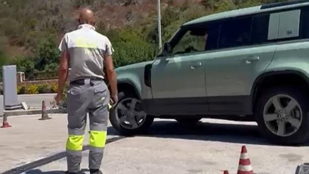 Belen, anche le dee vanno in riserva: la lite a Porto Cervo – Ecco come è andata