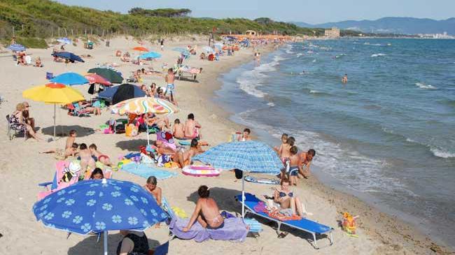 La spiaggia di Carbonifera (foto Barlettani 2009)