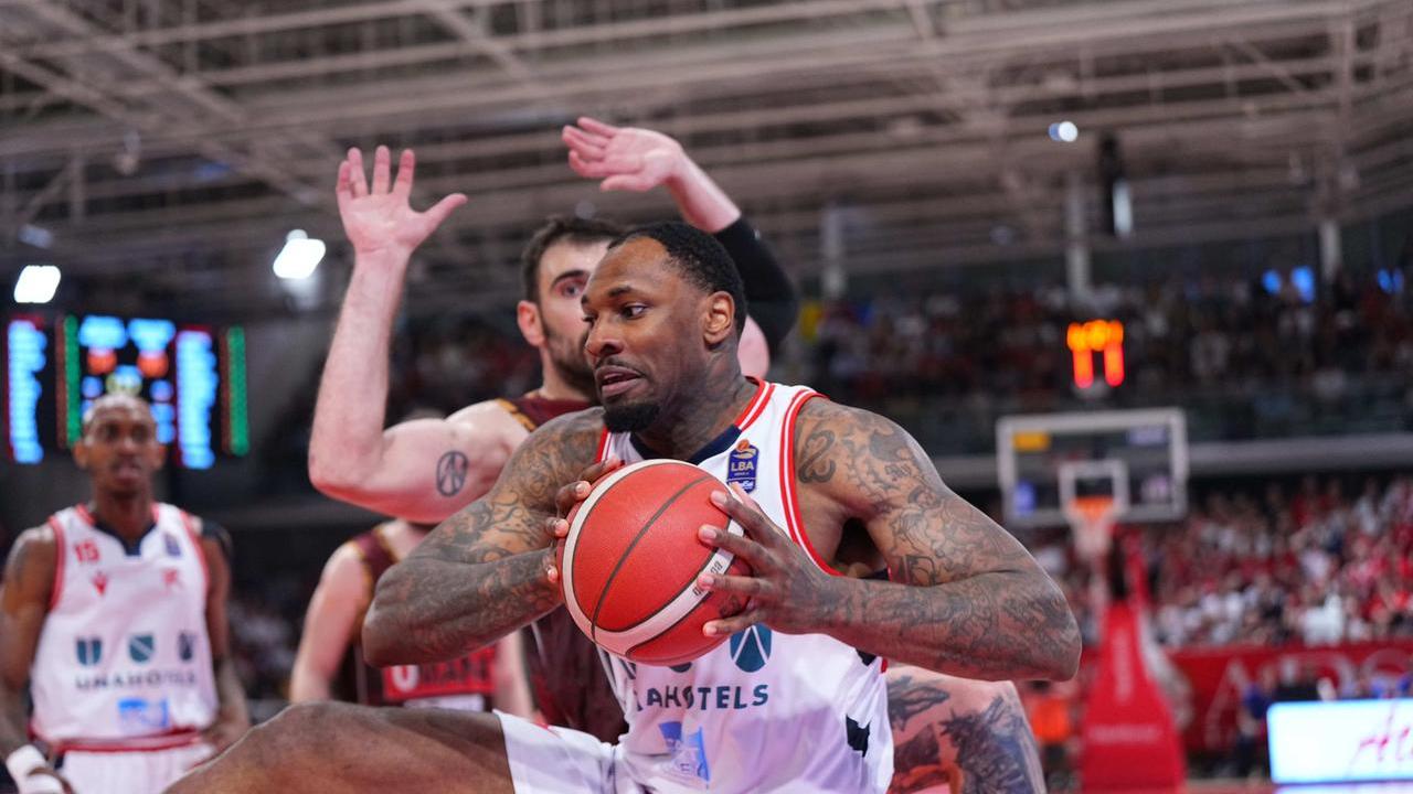 Pallacanestro Reggiana: se salta Faried c’è la suggestione Tarik Black