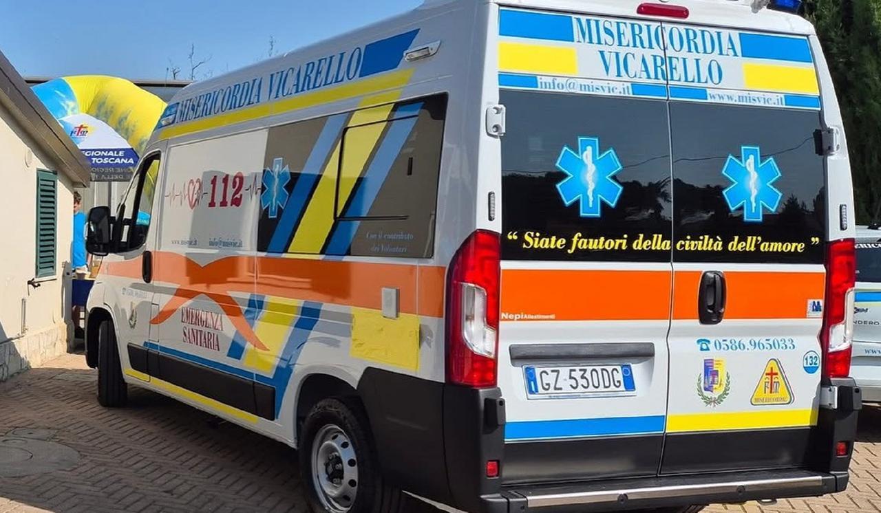Livorno, marinaio si rompe una mano colpito da un cavo d’ormeggio