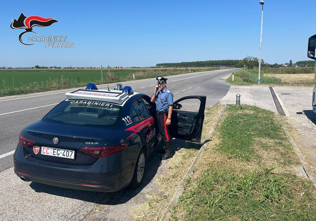 Non si ferma all’alt, inseguito e denunciato dai carabinieri a Portomaggiore