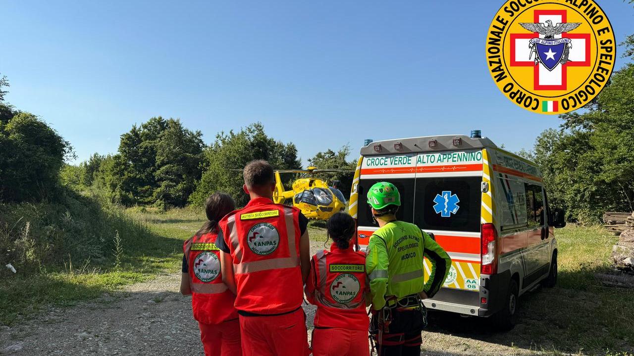 Ventasso, 72enne precipita in un canalone: recuperato dal Soccorso Alpino