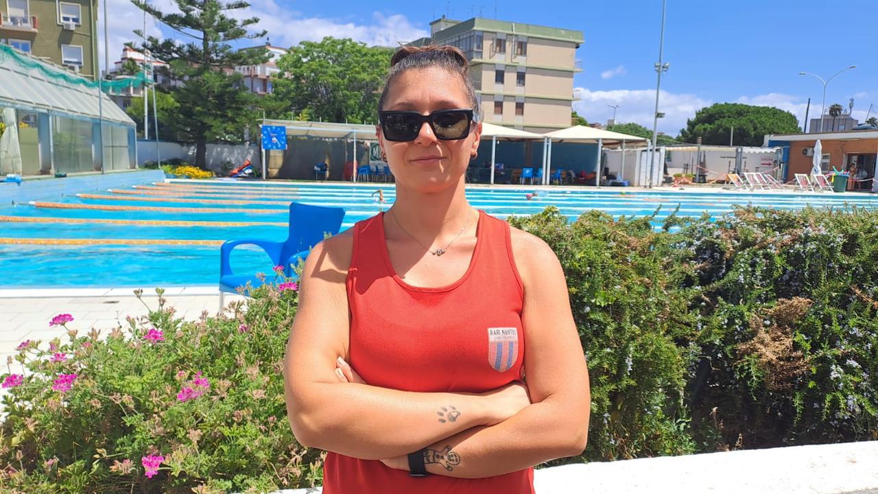Al mare o in piscina: «Quello dei bagnini non è solo un lavoro stagionale»