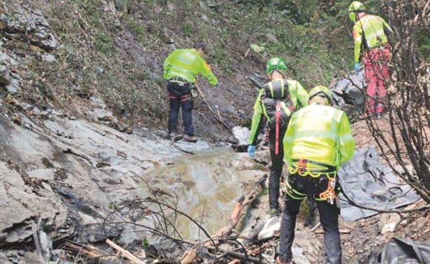 Elicottero precipitato in Appennino: «Fu un errore del pilota». Morirono sette persone