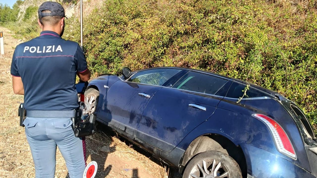 Auto fuori strada sulla Sassari Alghero: due donne ferite