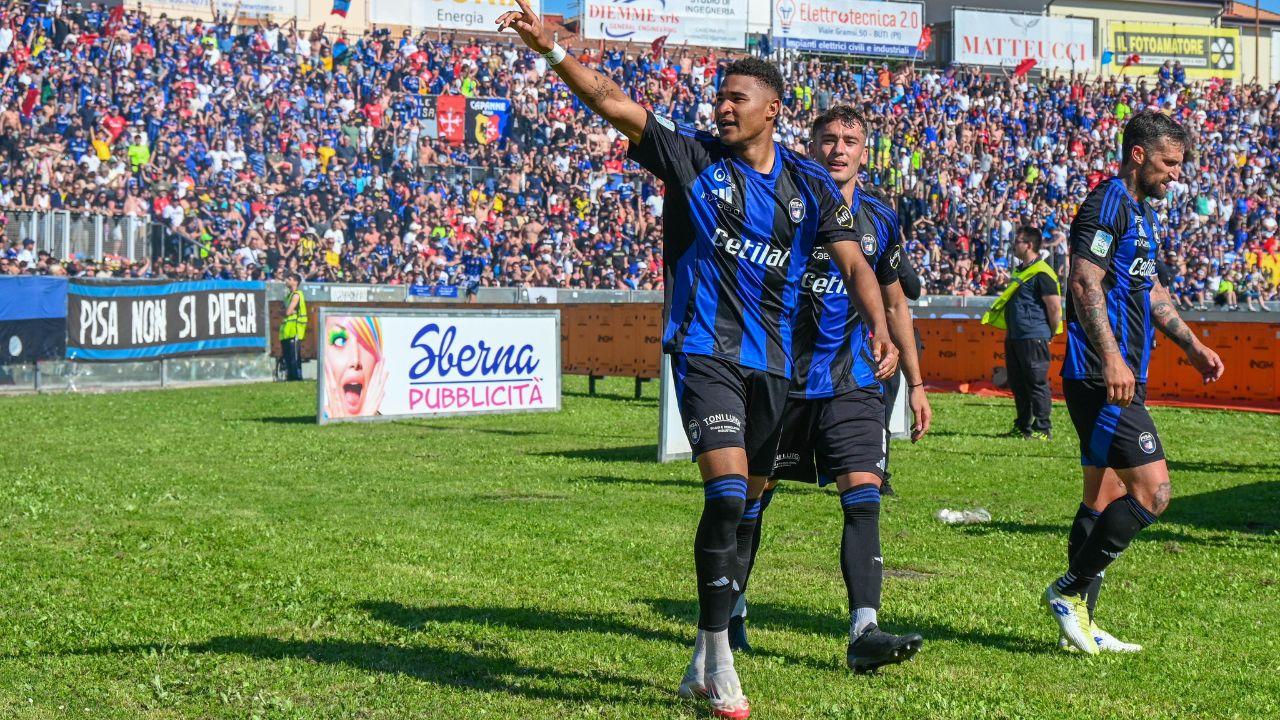 Meister sotto la Curva Nord