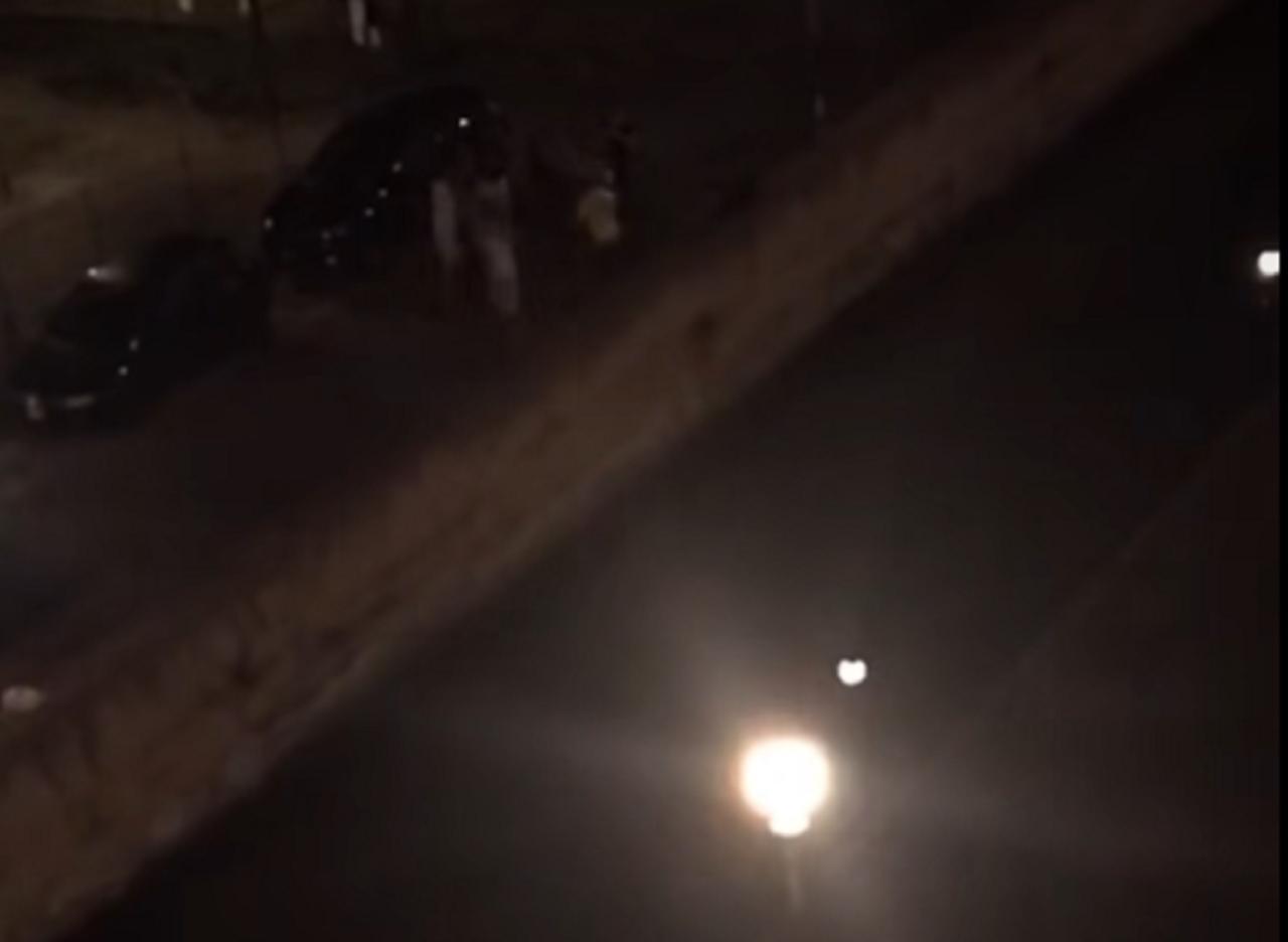 Livorno, urla e «cori da stadio» in Venezia: residenti in rivolta