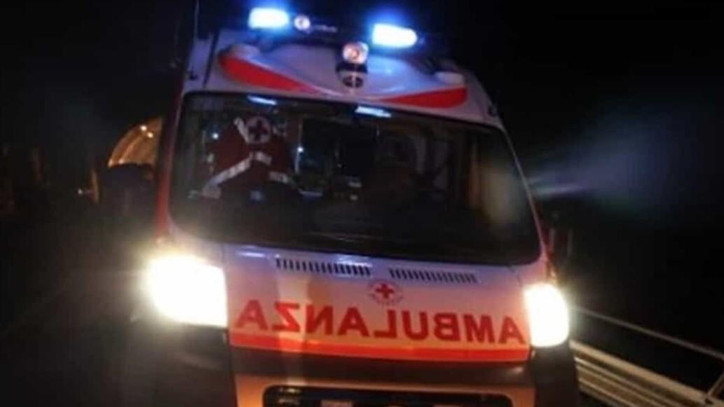Scontro tra due auto sulla Sassari-Olbia: un uomo è in gravissime condizioni