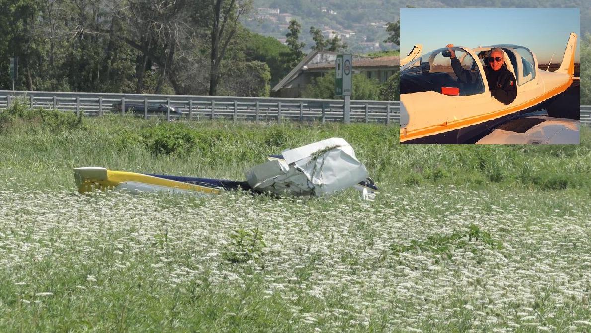 L'aereo ultraleggero precipitato, nel riquadro Vannis Marchi (foto Paglianti)