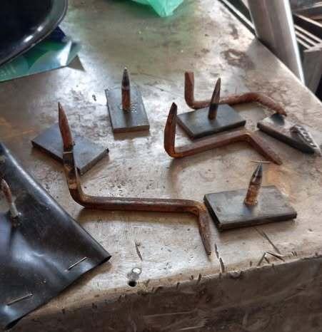 San Giuseppe, chiodi sulla strada: «Condanna, ma c’è esasperazione»