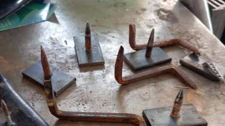 San Giuseppe, chiodi sulla strada: «Condanna, ma c’è esasperazione»