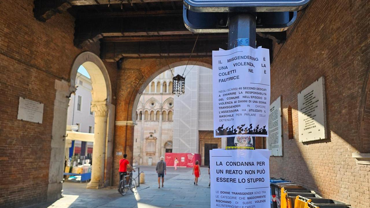 Ferrara, i collettivi TransFemm rivendicano i manifesti contro Coletti