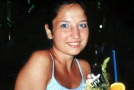 Delitto Garlasco, la procura: “Il dna dell’ignoto trovato nella bocca di Chiara Poggi è contaminazione”