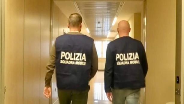 Agenti della Polizia di Stato