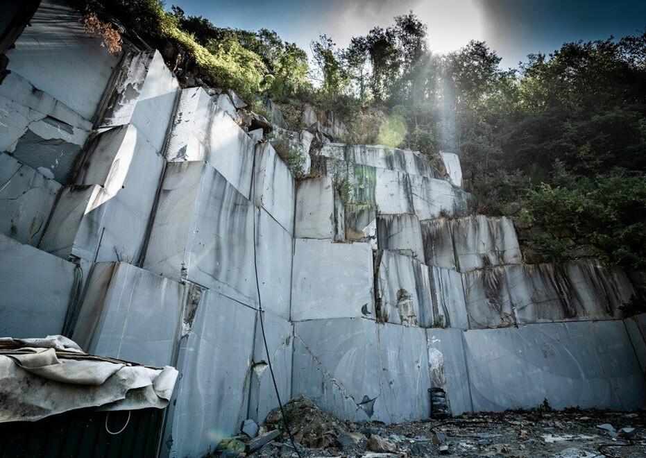 Via libera a una nuova estrazione nella cava della “Pietra di Matraia”