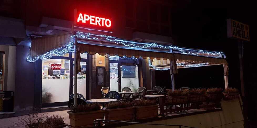 
	L'esterno del bar Angela di Serramazzoni dove &egrave; avvenuta la rissa

