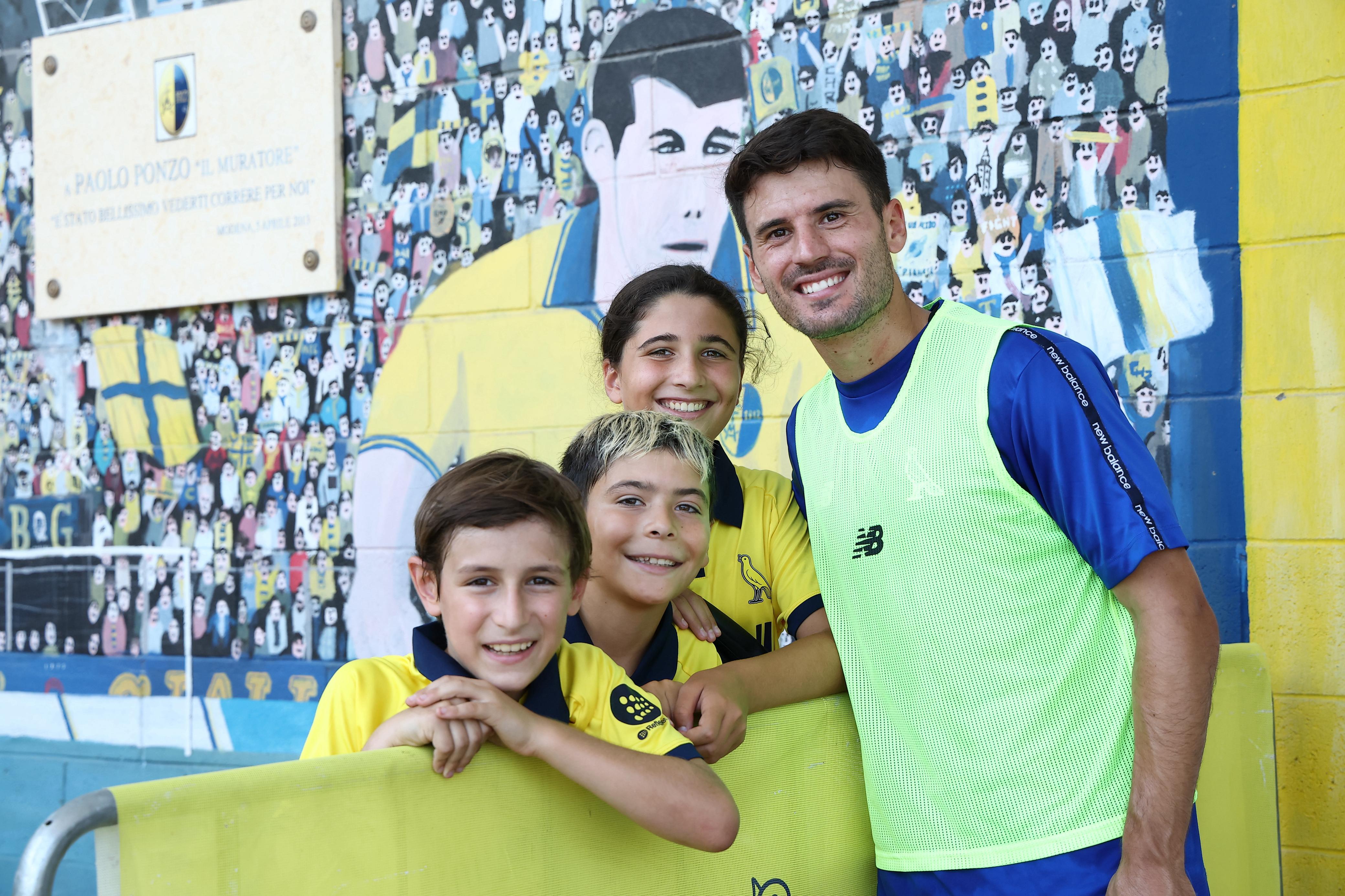 Quasi 200 tifosi per l'allenamento a porte aperte del Modena: assente Dellavalle, a riposo Mendes