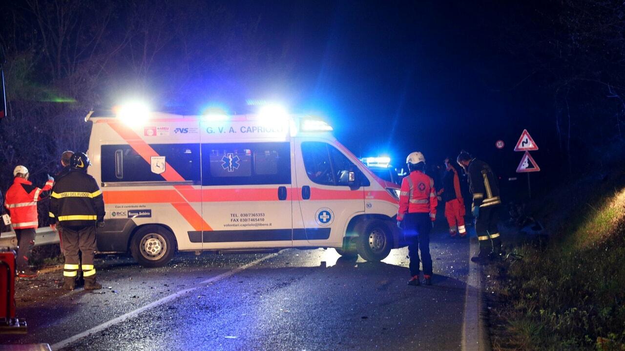 Auto pirata investe tre ragazzi la notte di Ferragosto, muore un sedicenne a Terracina