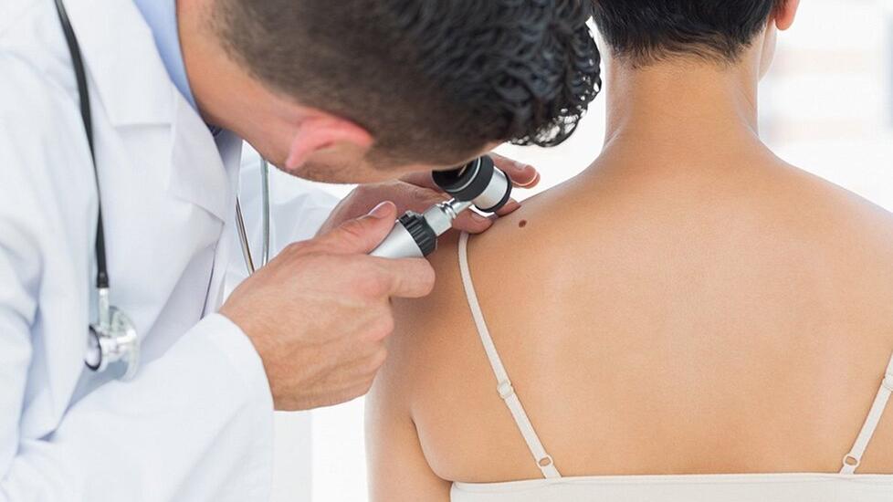 Una visita dermatologica