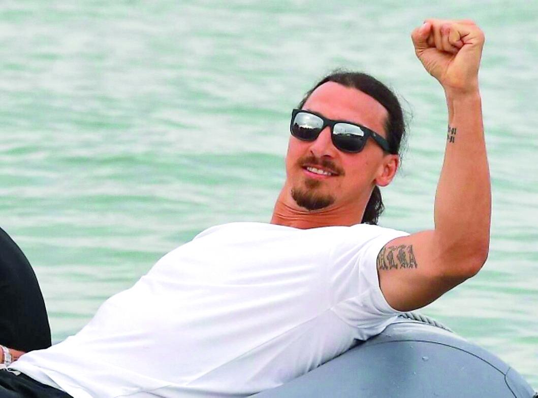 “Ibra” trova rifugio a Liscia Ruja e inaugura il suo beach club