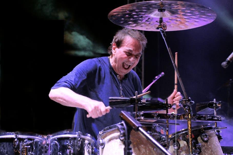 Tullio De Piscopo batterista e percussionista