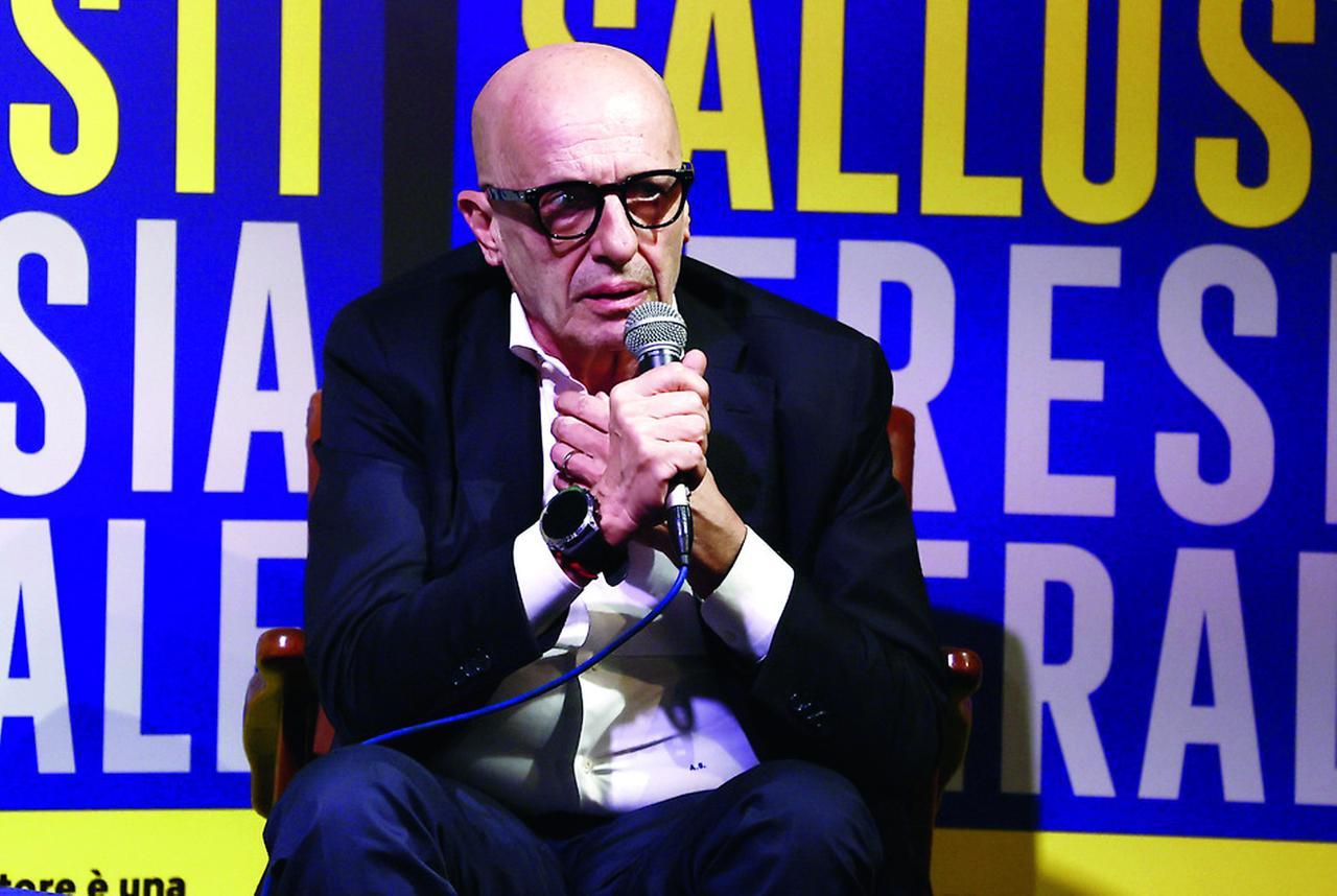 Alessandro Sallusti: «Quando Cossiga mi chiamò: “Non menta, ha una relazione clandestina con la Santanchè?”»