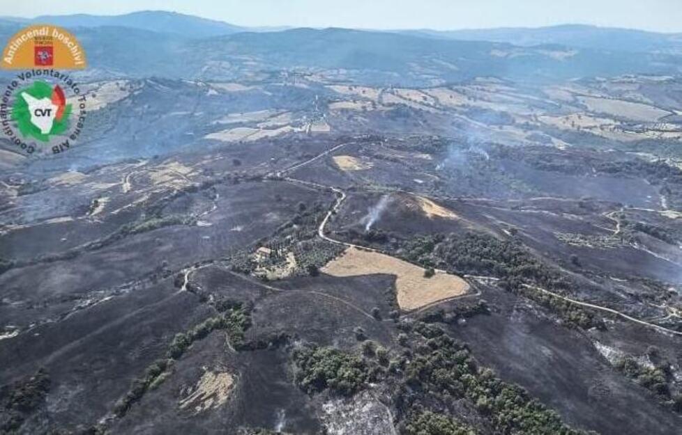 Rogo a Roccalbegna, la cabina elettrica non c'entra con le fiamme: le ipotesi alternative e il problema dell'abbandono