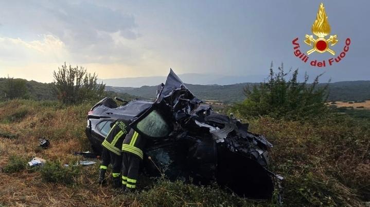 Fuori strada sulla 131 dcn vicino a Ottana, un ferito al San Francesco