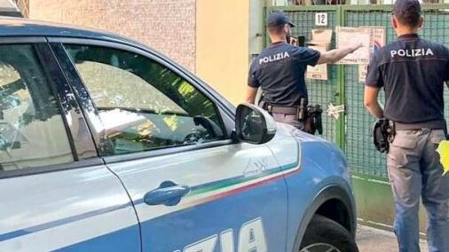 La cintura stretta al collo da dietro, poi la caduta in avanti e la morte: cosa emerge dai primi esami sul prof Marangio