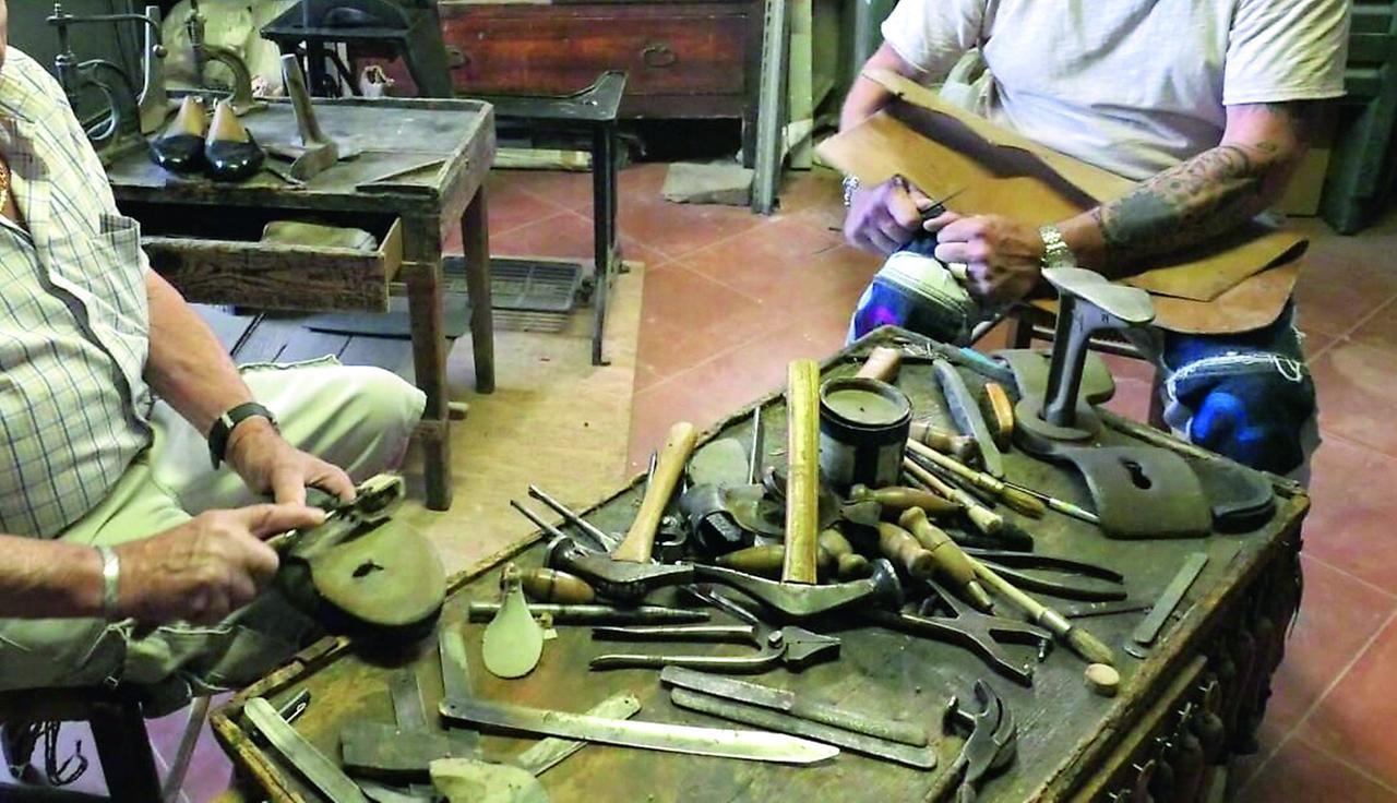 A Reggio Emilia artigianato in crisi: in un anno perse 1.464 imprese