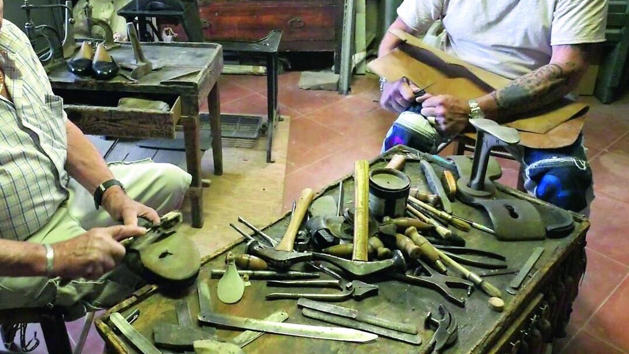 A Reggio Emilia artigianato in crisi: in un anno perse 1.464 imprese