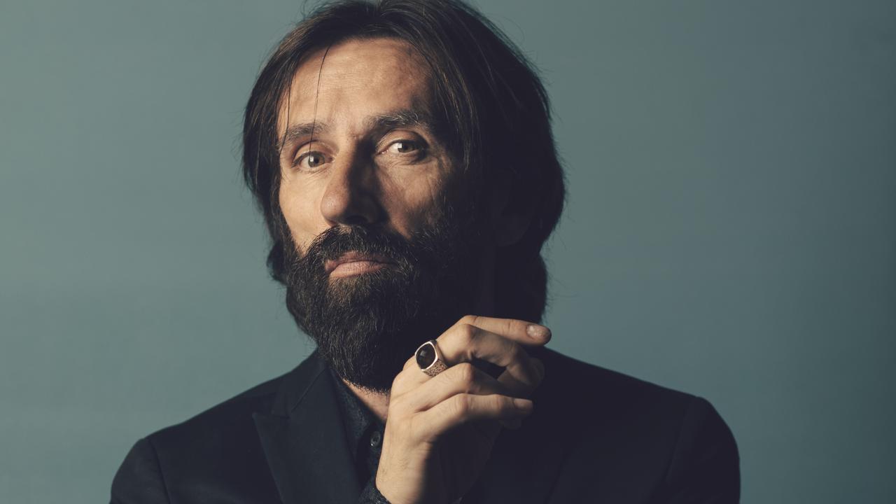 Cristiano Godano: «È bello che i ragazzi abbiano riscoperto gli strumenti musicali»