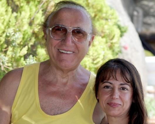 La vicina di casa di Baudo a Torre delle Stelle: «Mi diceva: finalmente libero. Ma il suo telefono squillava sempre»