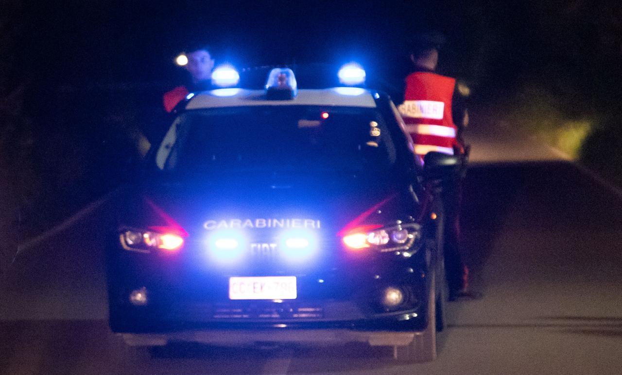 Muore travolto dal muletto. La vittima è un operaio di Argenta