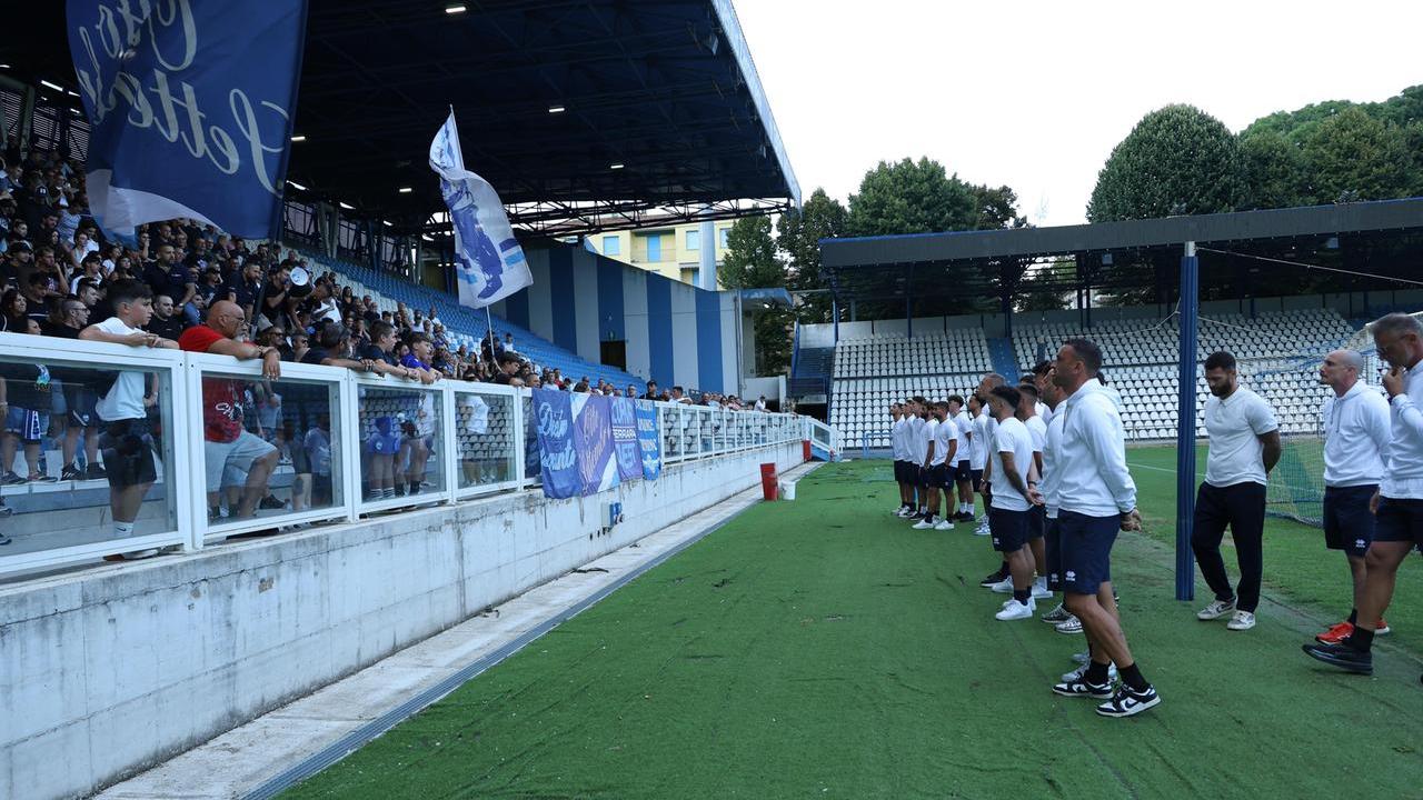 L’Ars et Labor si presenta e la Ovest canta