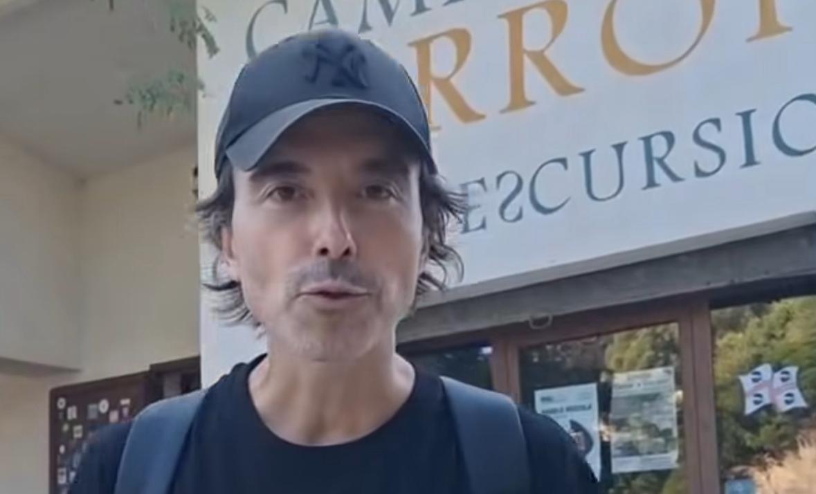 Diodato in vacanza nell’isola: «Gorropu mi aggrada troppu» – VIDEO