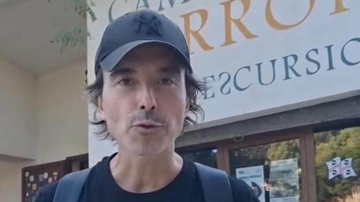 Diodato in vacanza nell’isola: «Gorropu mi aggrada troppu» – VIDEO