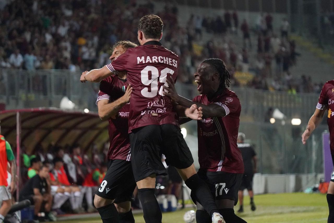 
	L'esultanza dopo il gol (foto Stick)

