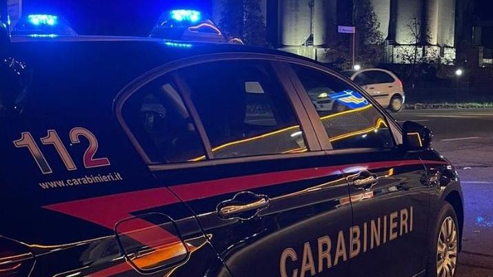 Prato, notte di sangue a San Paolo: tre accoltellati finiscono in ospedale