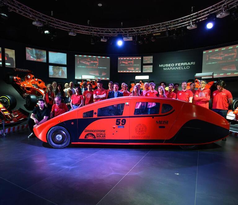 L’auto solare degli studenti del "Ferrari" in corsa nel deserto australiano
