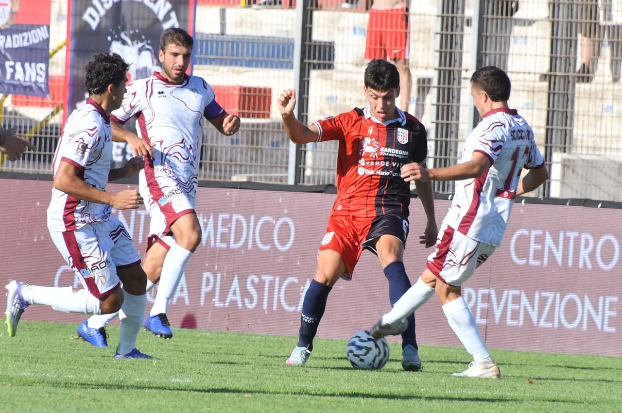 
	Un'azione di gioco (foto&nbsp;Mauro Chessa)

