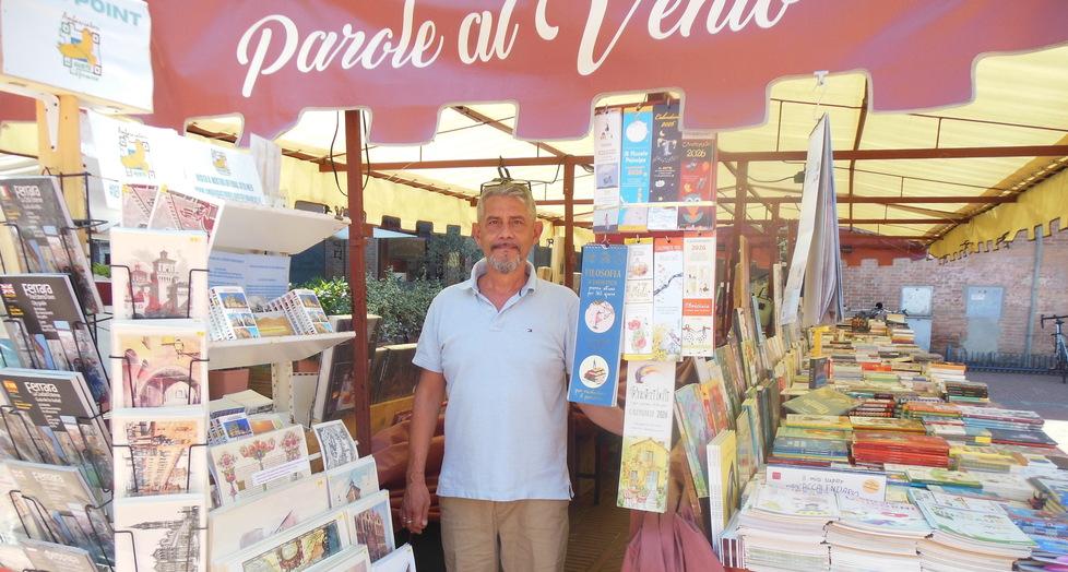 “Parole al vento” e i suoi libri, da 60 anni nel cuore di Ferrara