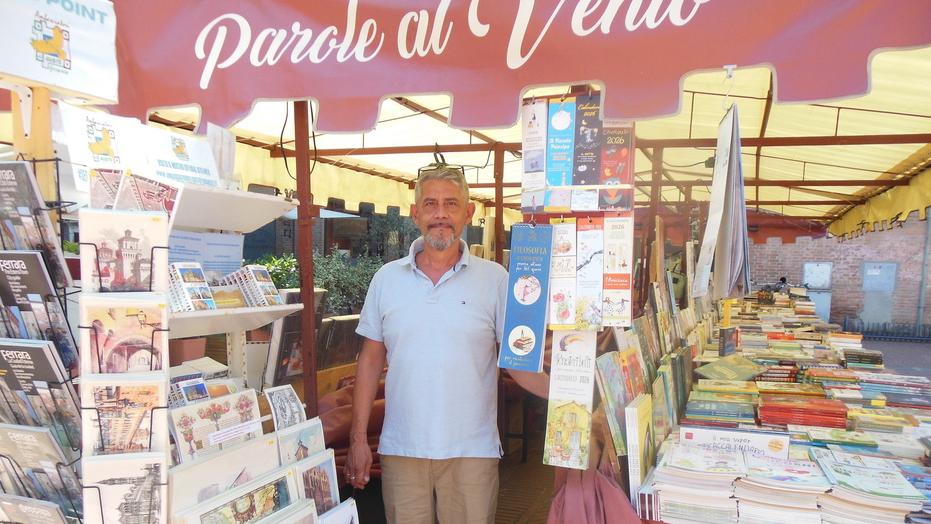 “Parole al vento” e i suoi libri, da 60 anni nel cuore di Ferrara