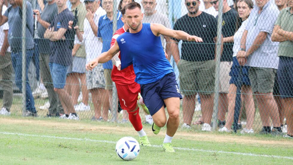 Un’Ars et Labor tutta in bianco per lo storico debutto ufficiale