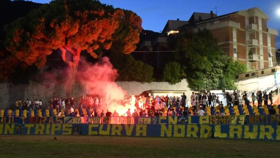 Un momento del saluto (foto Cuffaro)