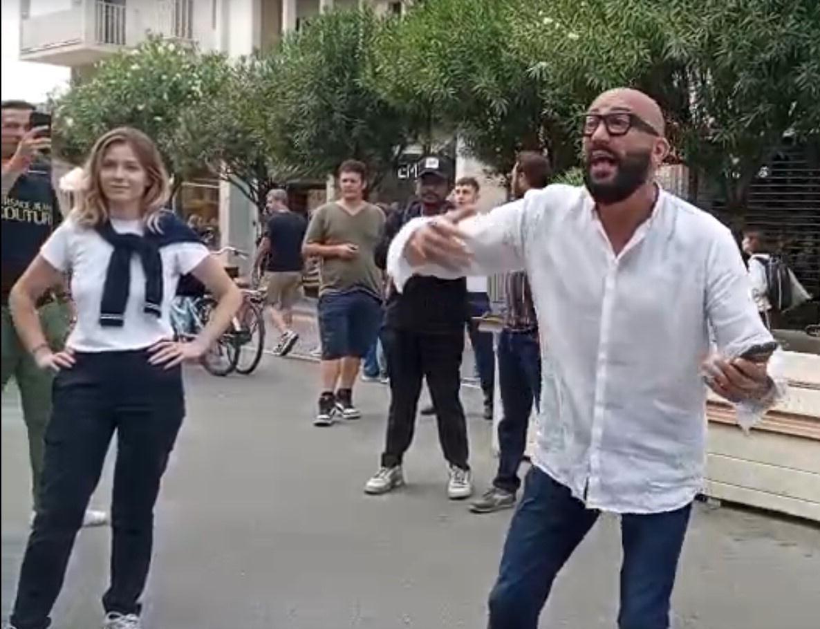 
	Un momento della protesta

