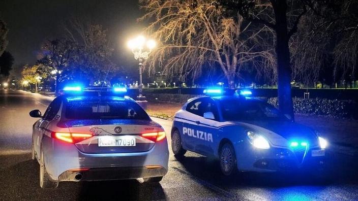 Volanti della polizia (foto d'archivio)