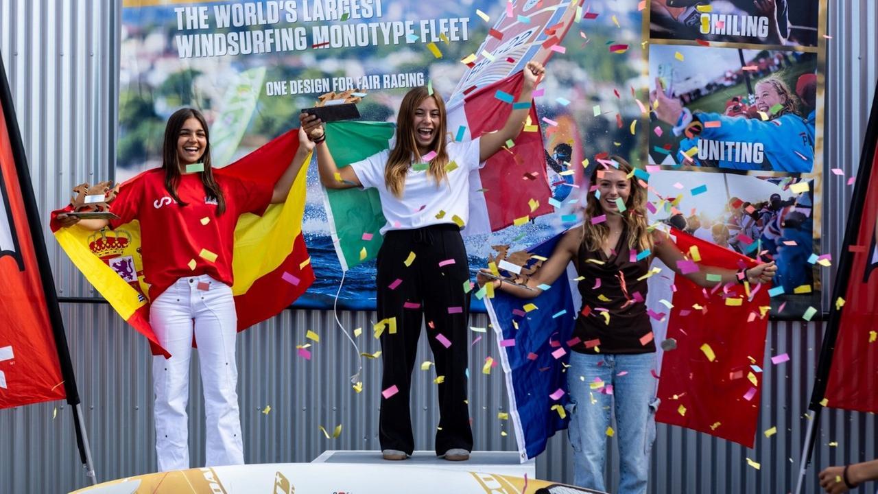 Teresa Medde regina del windsurf: «Che gioia il mio mondiale Bis»