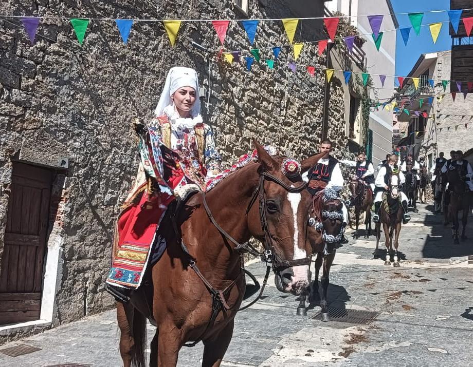 
	Giorgia Columbu nel ruolo di Sa Ghionarza


